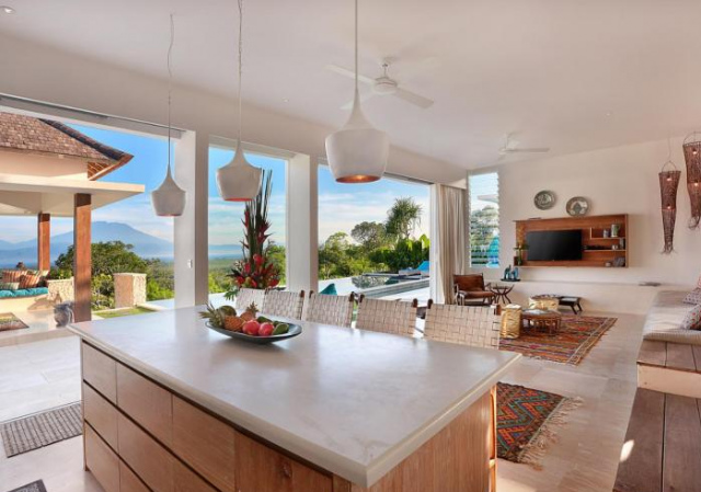 353 Degrees North Villa - Lembongan Island