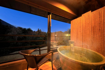 Hakone Fuga (Adult Only)