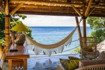 Aquamarine Beach Villas