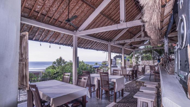 Waenis Sunset View Hotel and Restaurant, Amed, Bali - Amed