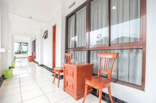 Hotel Lurus - Puncak