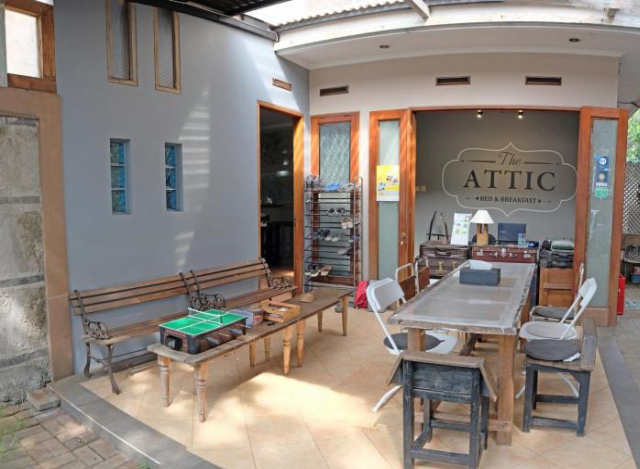 Ge Lou Bed and Breakfast - Bandung
