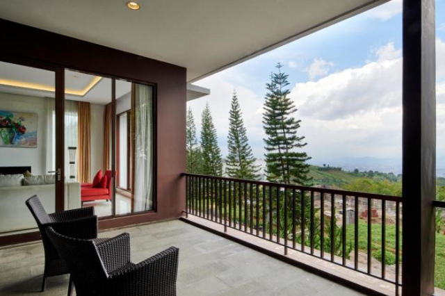Cemara Villa 4 bedroom with a private pool - 萬隆