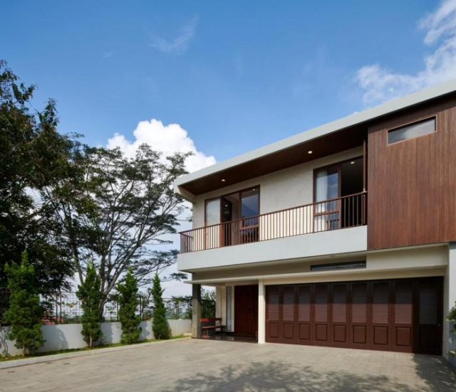 Anindya Hill View Villa 7 Bedrooms with a Private Heated Swimming Pool - Bandung