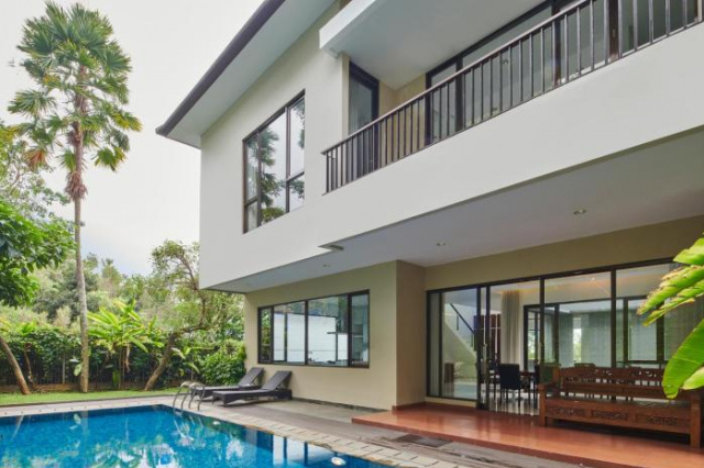 Permai 7A Villa 4 bedroom with a private pool - 萬隆