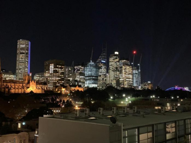 Inner City Harbour Views With Parking - Sydney