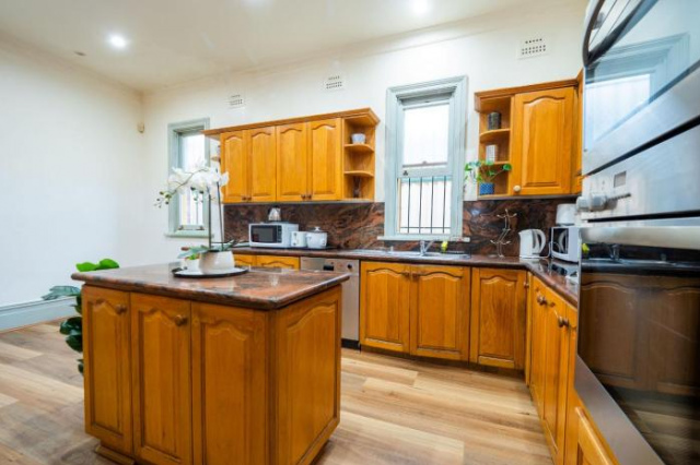 Quiet Private Room In Strathfield 3min to Train Station G2 - ROOM ONLY - Sydney