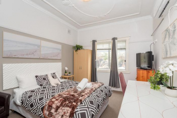Boutique Private Suite 7 Min Walk to Sydney Domestic Airport - SHAREHOUSE 109R1