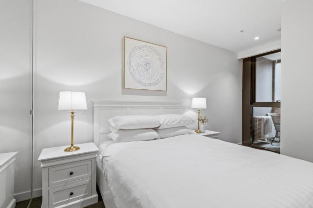 Modern 2-Bed Unit in the Heart of Southbank - Melbourne