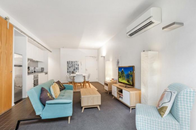 4-Person Apartment With Parking Min From CBD - 墨爾本