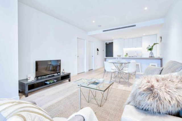 KOZYGURU FORTITUDE VALLEY HIGH LEVEL 2 BED APT + FREE PARKING QFV179-2612 - Brisbane
