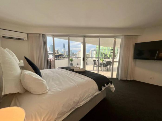 Brisbane Penthouse with Views - Brisbane