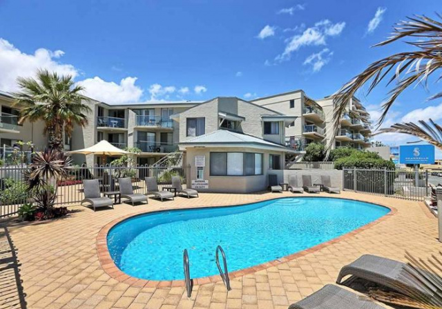 Scarborough Beach Front Resort - Shell Seven - Perth