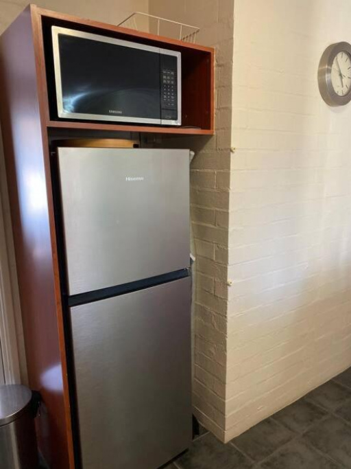 SUBI CENTRAL CLOSE CBD HOSPITALS WIFI NETFLIX WINE - Perth
