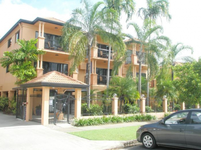 中心廣場公寓式酒店 - 凱恩斯