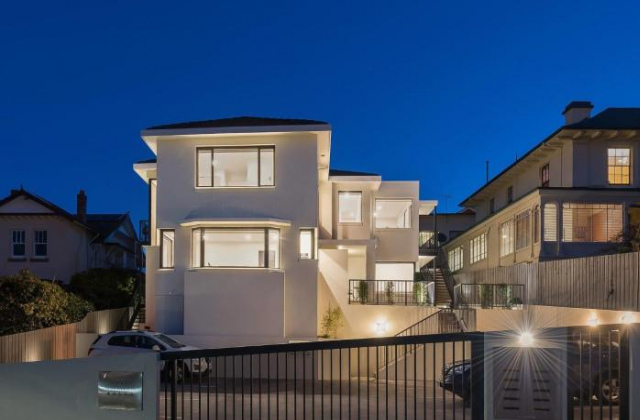 110 Hampden Apartments - Hobart