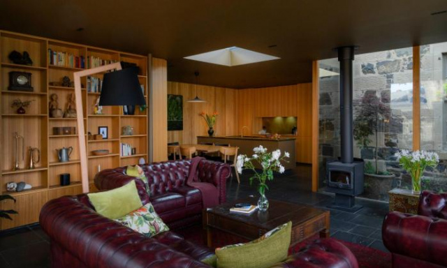 Fusilier Cottage: Luxury Boutique Accommodation in Battery Point - Hobart