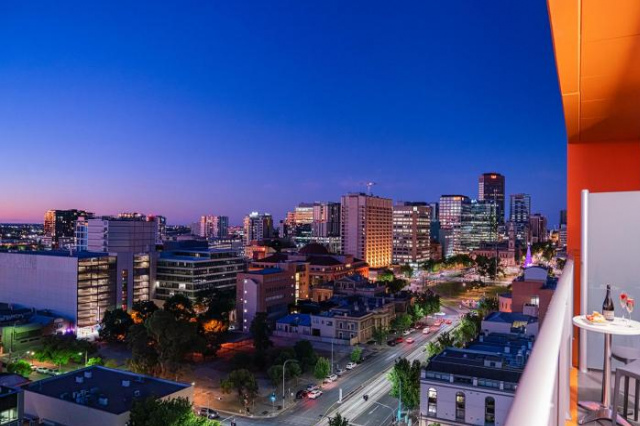 Toms Court Hotel - Adelaide
