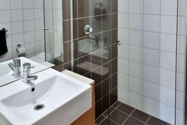 City Centre Apt - 3 Bed/Parking/CBD/WiFi - Adelaide