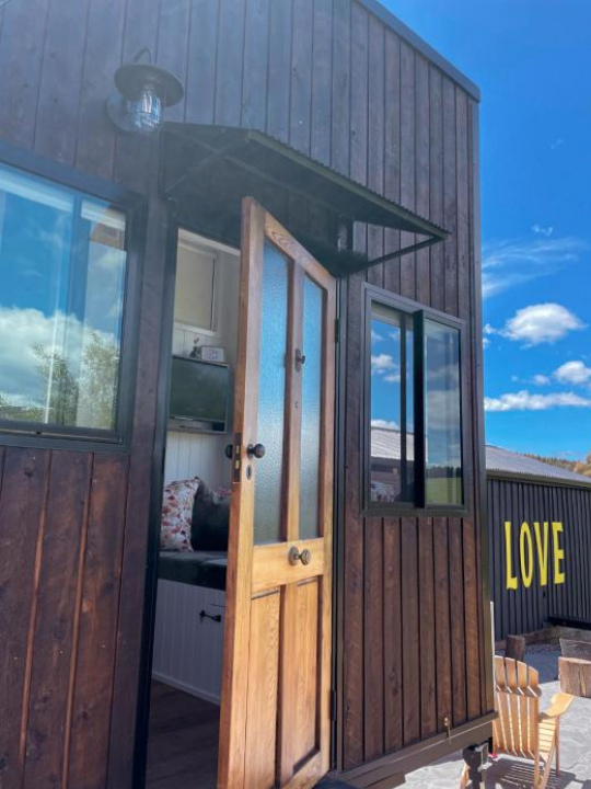 Shepherd & Sprout Boutique Tiny House - Cradle Country - Tasmania