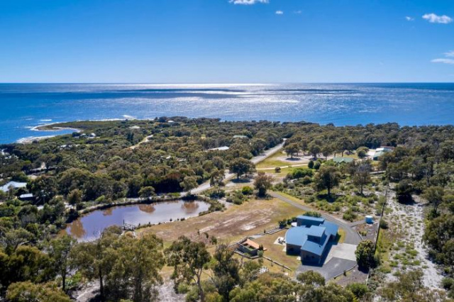 Blue Sea 365 Holiday House - Tasmania