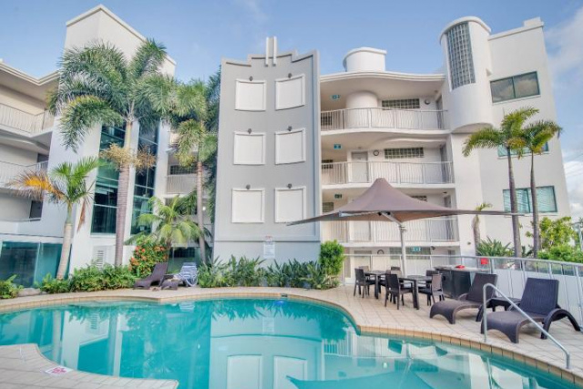 Grand Palais Boolarong Beachside Apartments - Queensland