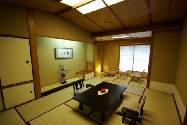 Kasuga Hotel - Nara