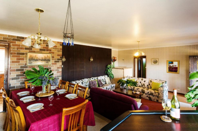 Beggars Bridge Vineyard Homestead w/ pool + wifi + tennis + vineyard - Hunter Valley