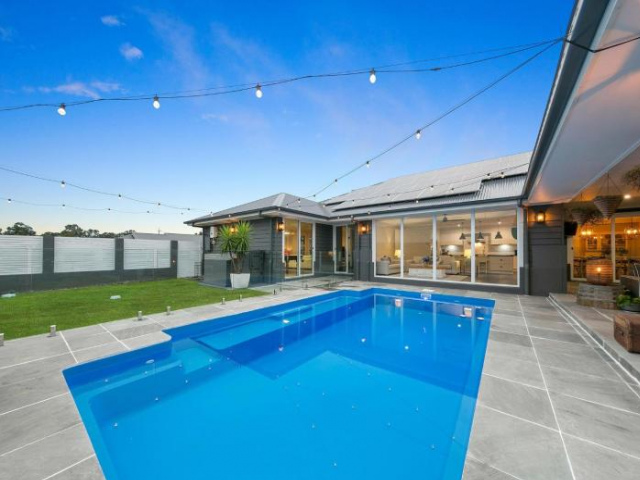 Huntlee Pool Luxe House - Hunter Valley