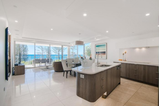 Blue Sea Pearl Resort - Sunshine Coast