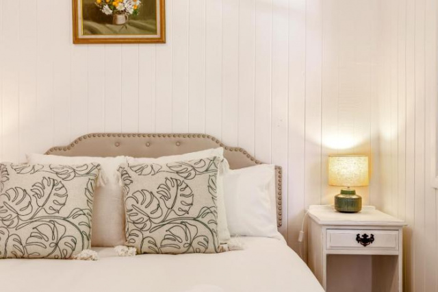 Unwind at Secret Garden Maleny 3 BR Family Home - Sunshine Coast