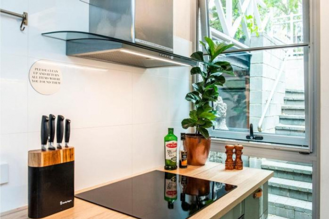 Modern Room with Rooftop Terrace Located Centrally - Swan Valley