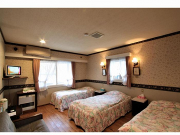 Hakuba Higashiyama Lodge