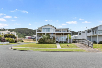 Seaview Apollo Escape