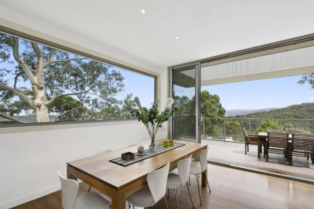 Skyline - Lorne