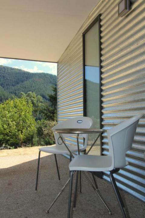 Bells Alpine 3 Retreat - Bright