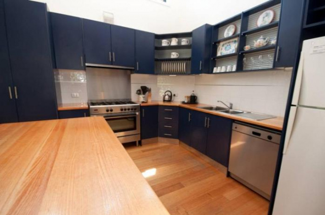 Cambroe - Spacious Family Retreat - Lakes Entrance
