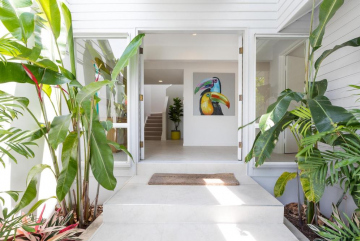 Peaceful Holiday Living, Noosa Heads