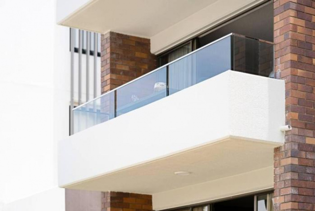 Centrally located, stylish beachside apartment - Mooloolaba