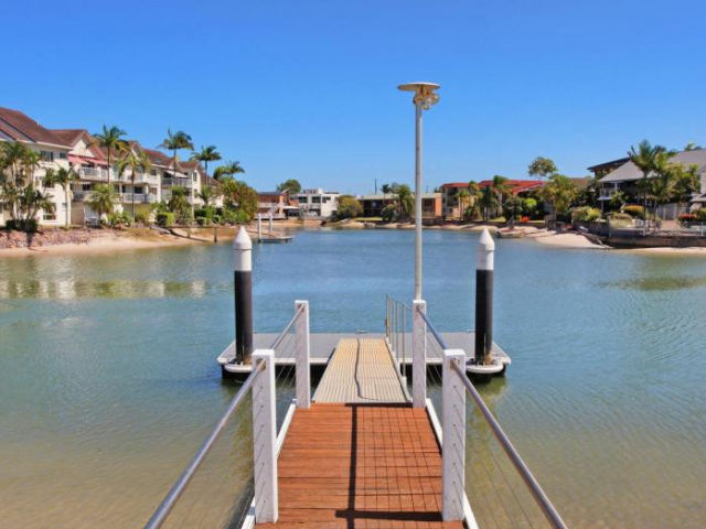 Yulunga 20 - Four Bedroom Canal Home with Pool - Mooloolaba