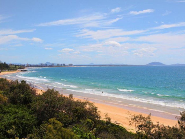 Parkyn Place 7 - Newly Refurbished Three Bedroom Oceanfront Apartment with FREE WIFI! - Mooloolaba