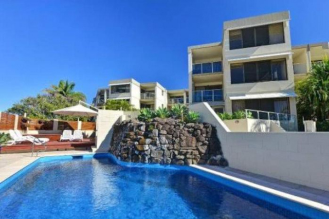 Stylish getaway, beach views, 2 mins from shops - Mooloolaba