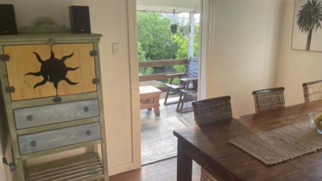 Kings Beach Cottage, 3 Min Walk to the Sand - Caloundra
