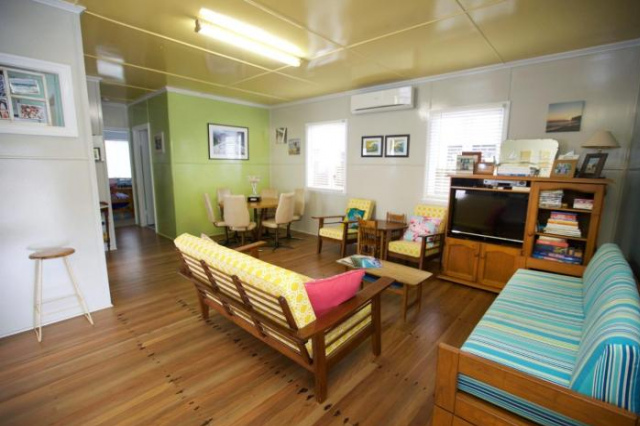 23 Bryce St Moffat Beach - Caloundra