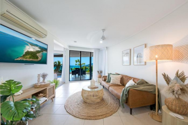 Bohemian Sunrise - Airlie Beach