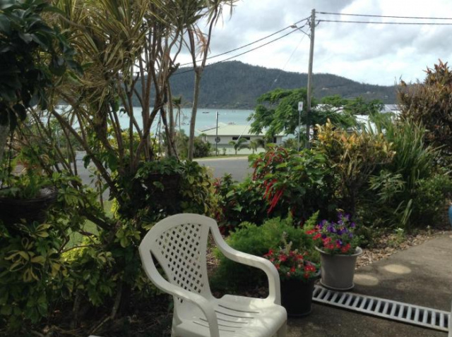 Seaview Studio Apartment - Airlie Beach