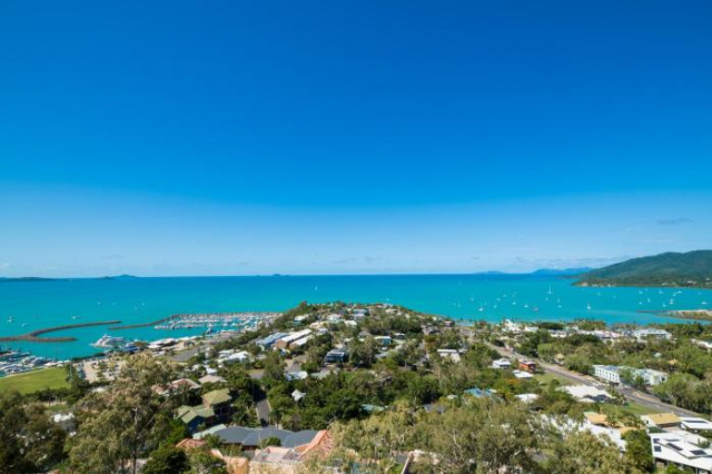 South Hamptons Beach House - Airlie Beach