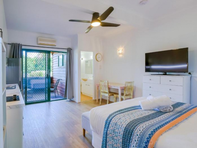 Boat Harbour Studio Apartments and Villas - Hervey Bay