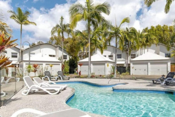 Gorgeous Waterfront Noosa Oasis - 努薩維爾 最低房價7581元