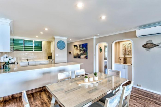 Lagoon Beachfront Lodge 201 on Hamilton Island by HamoRent - Hamilton Island